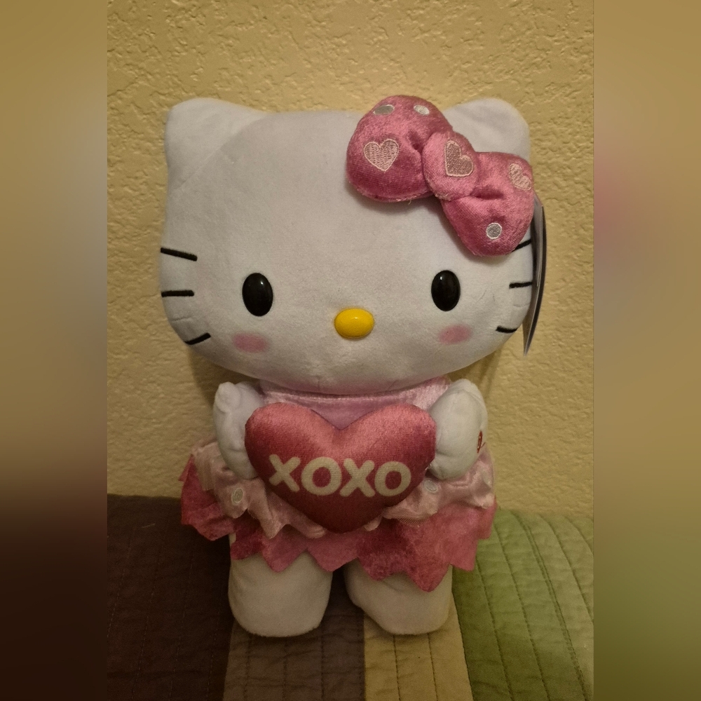 Hello Kitty Valentine's "XOXO" Animated Plush Side Stepper 2025